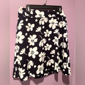 Ann Taylor Navy & White Floral Skirt
